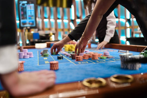 Multi-game dashboard showing sports, slots, and casino options